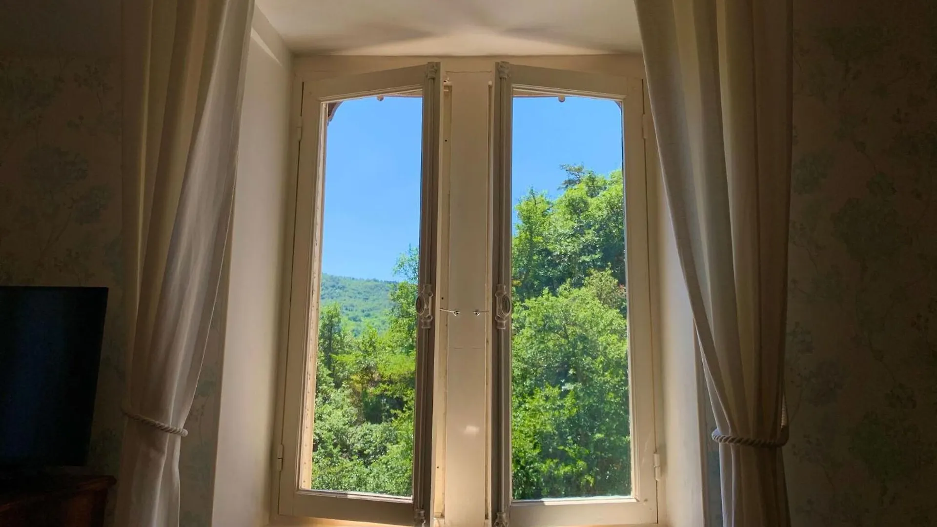 Cosy Apartment In A 19Th-Century Villa Saint-Nectaire