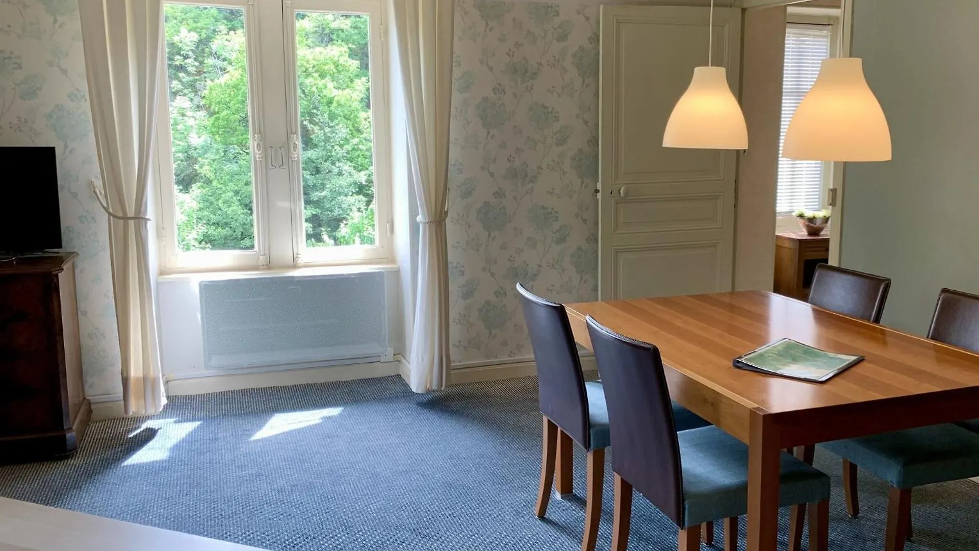 Cosy Apartment In A 19Th-Century Villa Saint-Nectaire